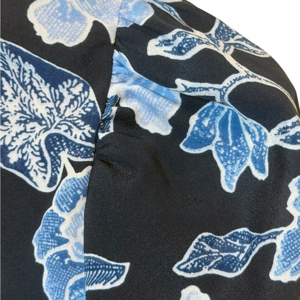 Joie Navy Blue and Light Blue Floral Print Long sleeves Blouse Size S - Picture 6 of 12